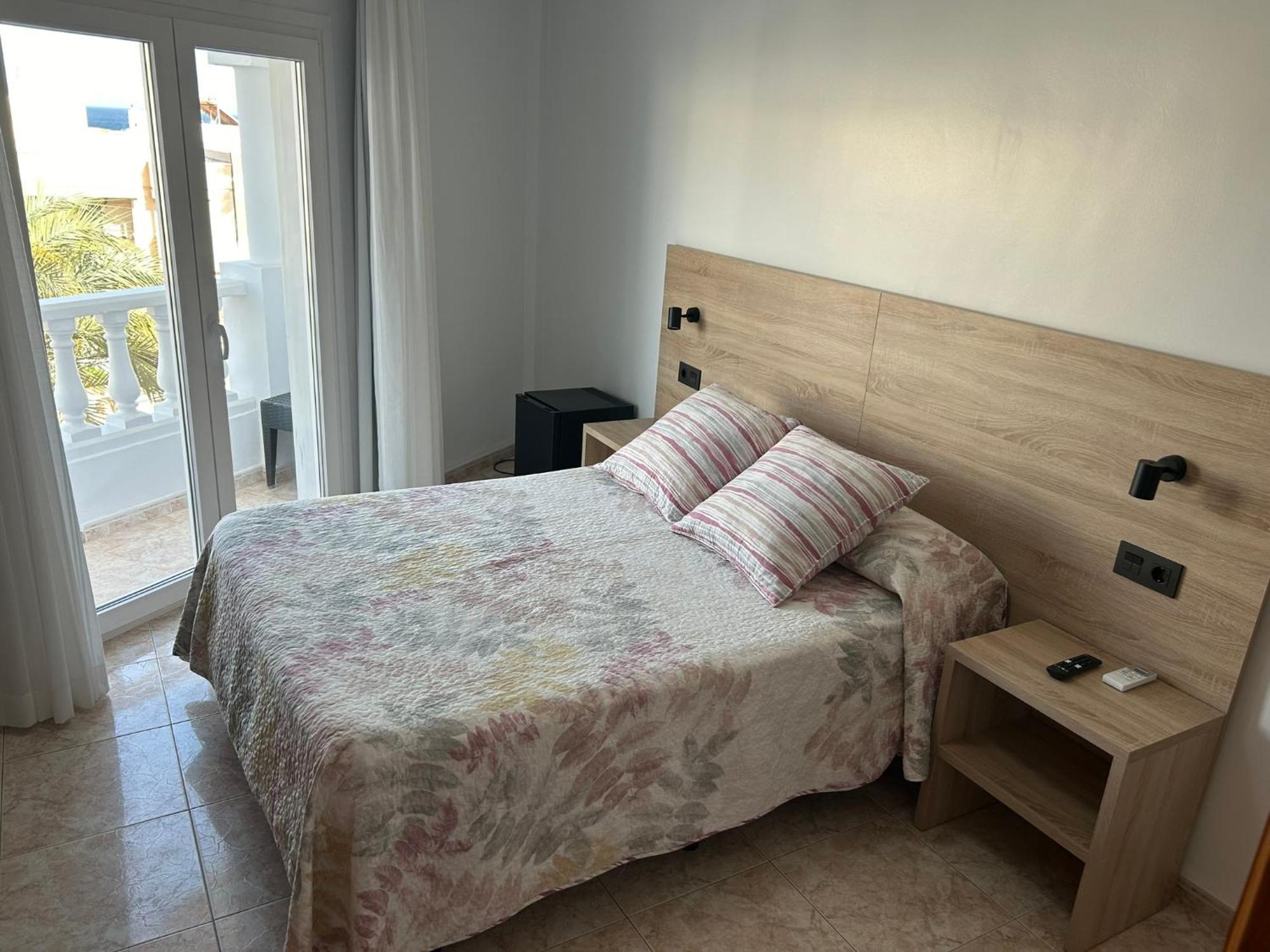 Hostal Juan Carlos Carboneras Buitenkant foto