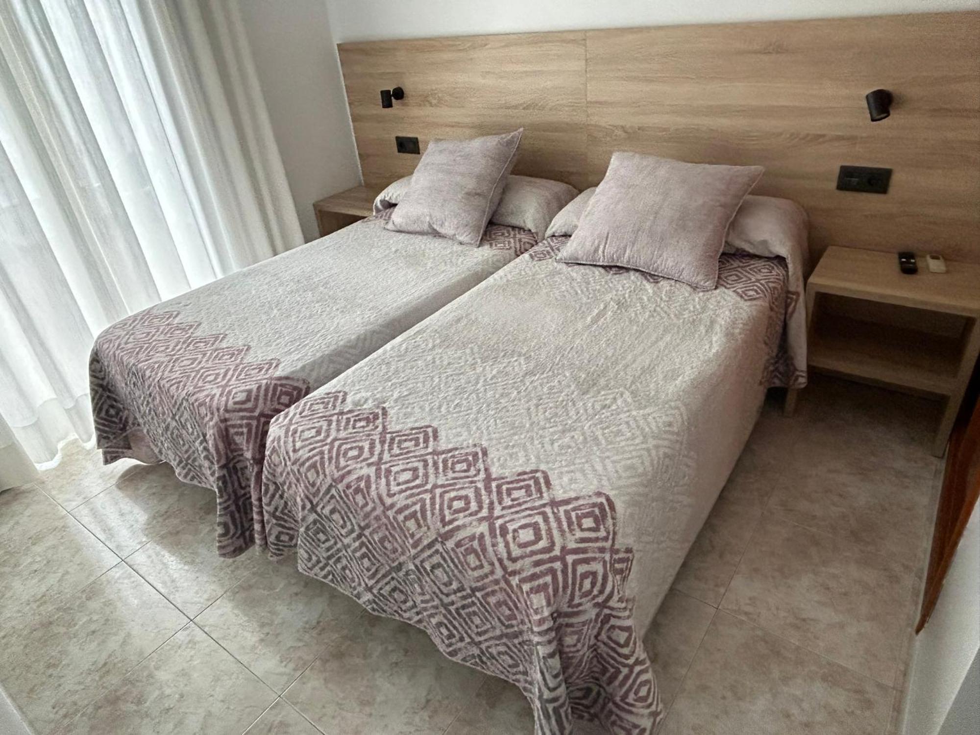Hostal Juan Carlos Carboneras Buitenkant foto