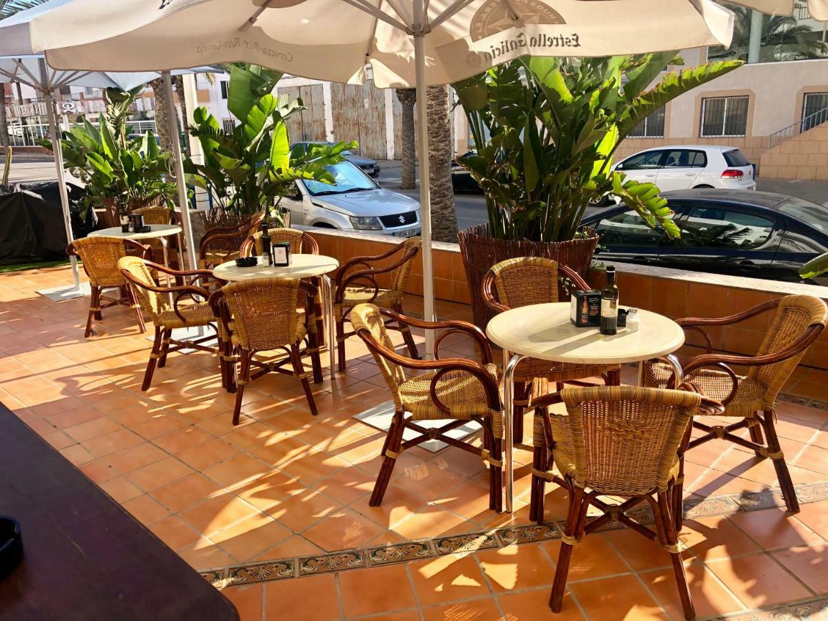 Hostal Juan Carlos Carboneras Buitenkant foto